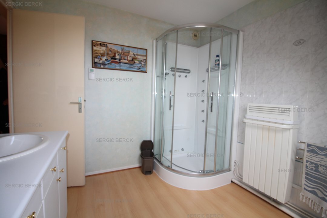 /picture/helios/116260001/BM B 34/9_2025-10-31CET01h00-06.jpg